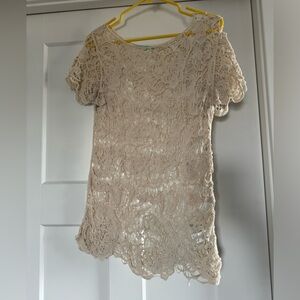 Maurice’s women’s crochet top. Size Medium